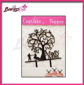 Cake topper